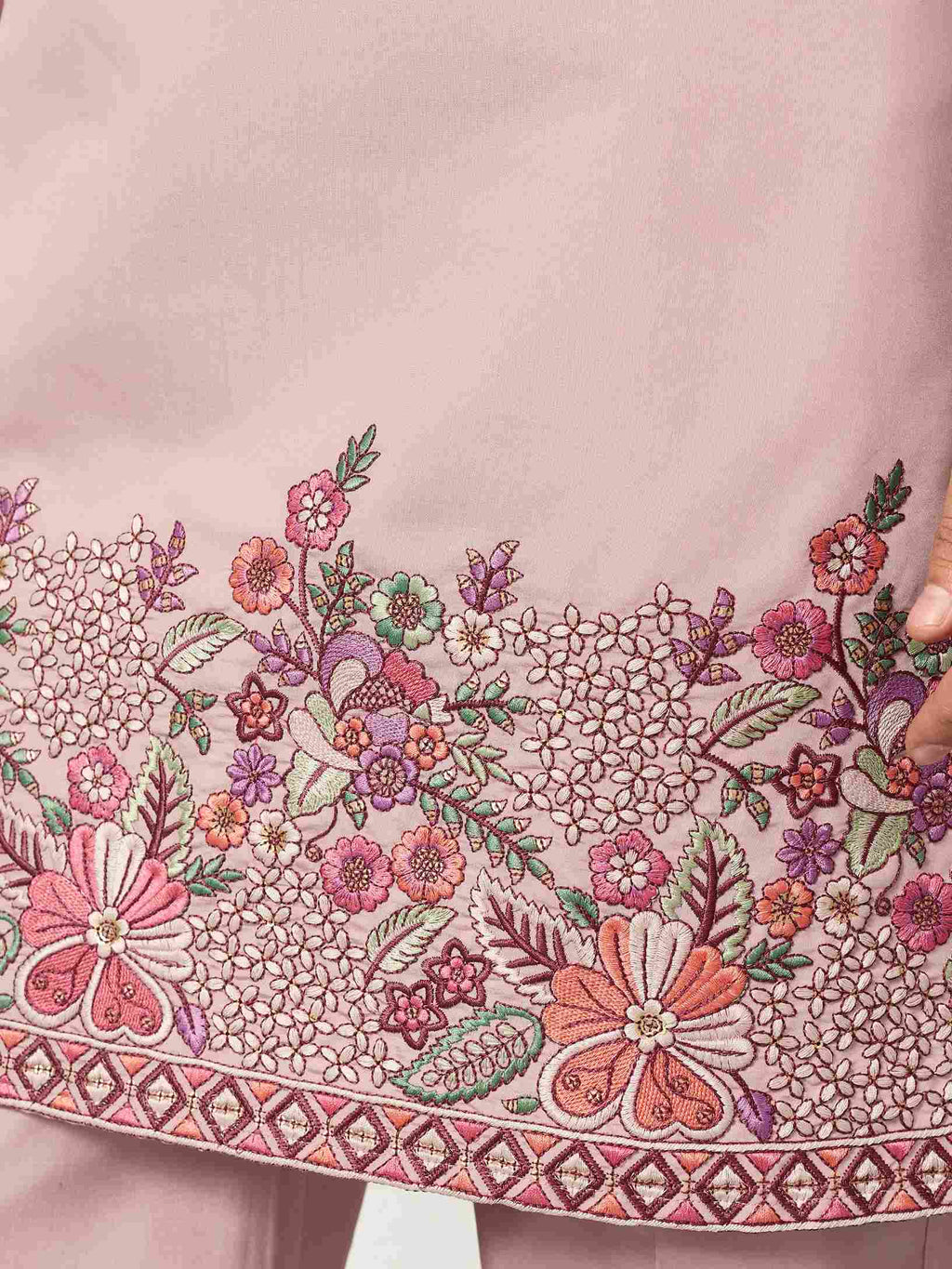 Stylish Dusty Pink Kurta Pant Set for Festive Occasions