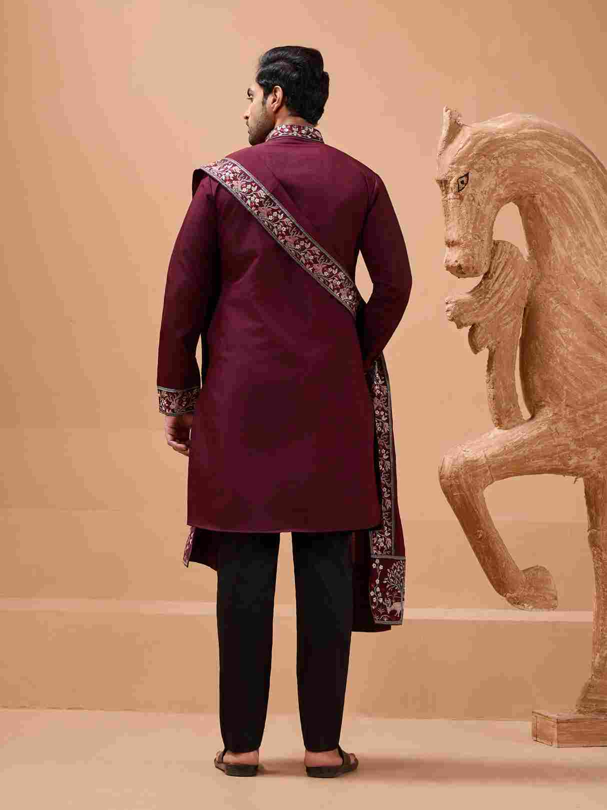 Latest Signature Maroon Kurta and Dupatta for Mens Wear