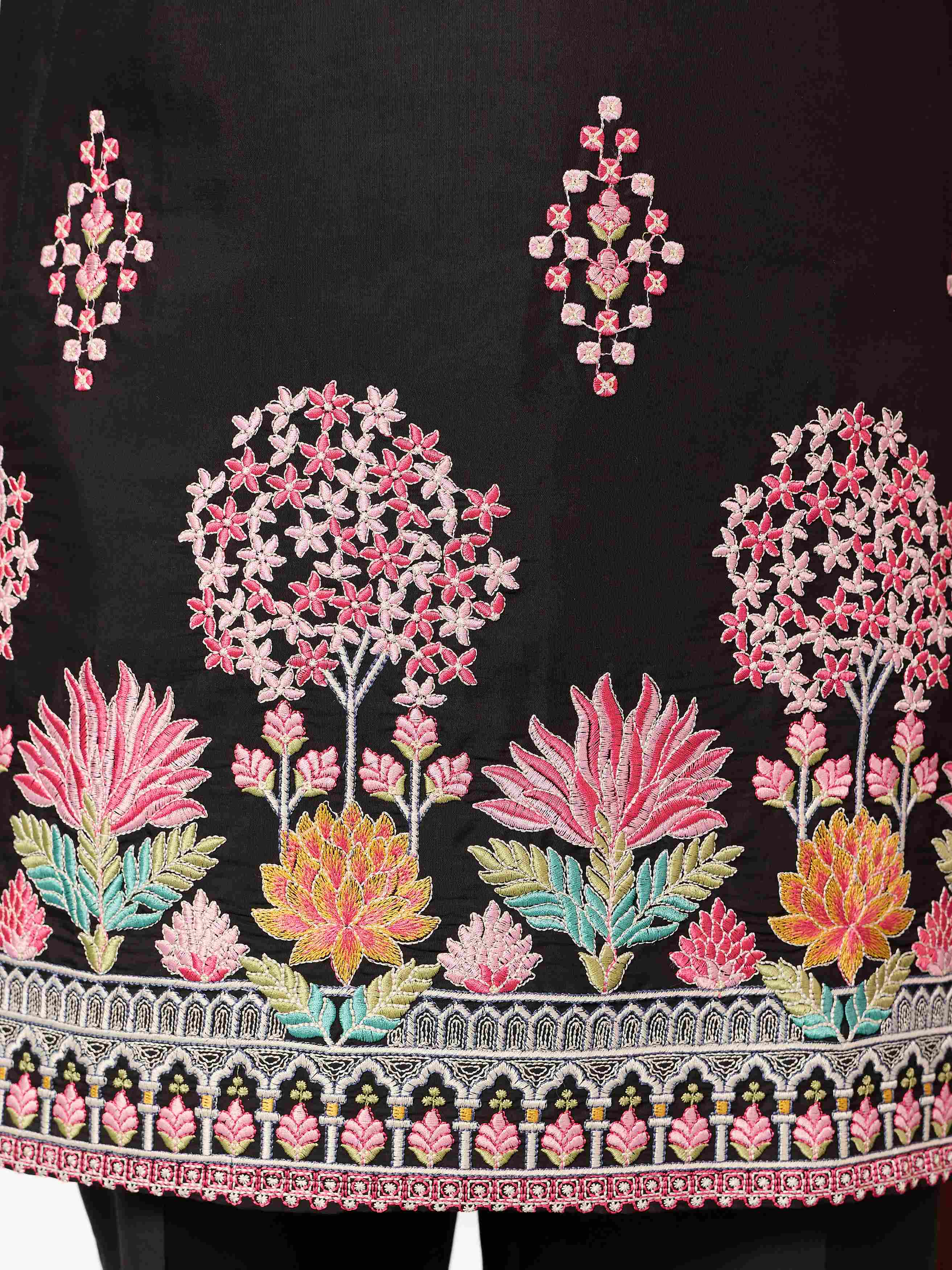 Ethnic Speical Classic Black Embroidered Kurta for Mens