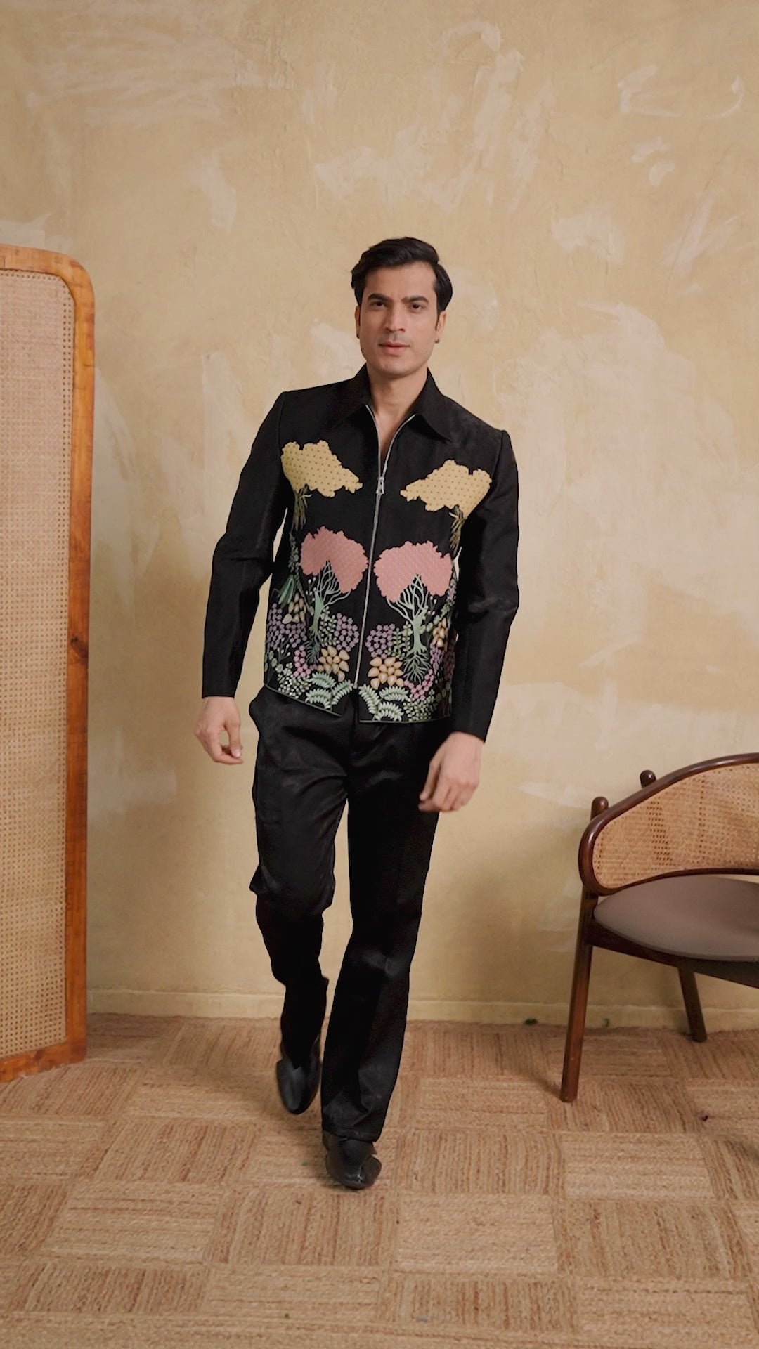 Black jaket Velvet Wedding Bomber Suit for Mens Wear